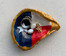 Load image into Gallery viewer, Texas Flag Oyster Shell Ring Dish/Salt Dish