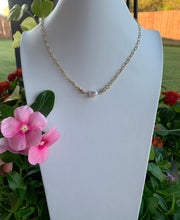Load image into Gallery viewer, Single Baroque Freshwater Pearl on gold filled paperclip chain
